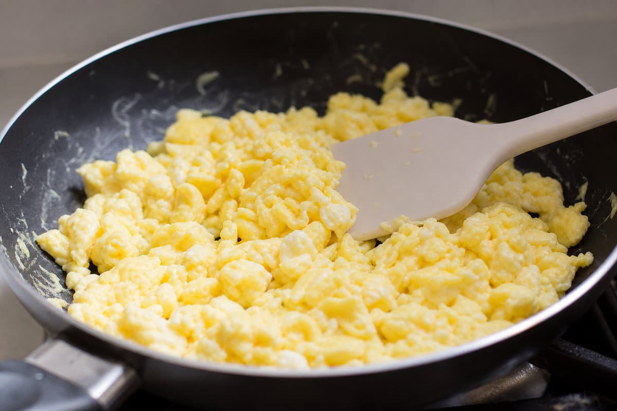 Fry the rice