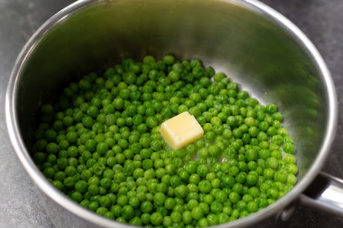 Cook the peas