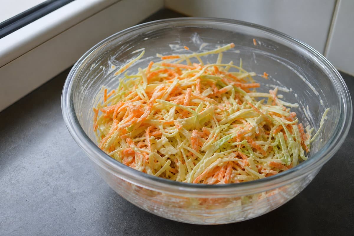 Make the slaw