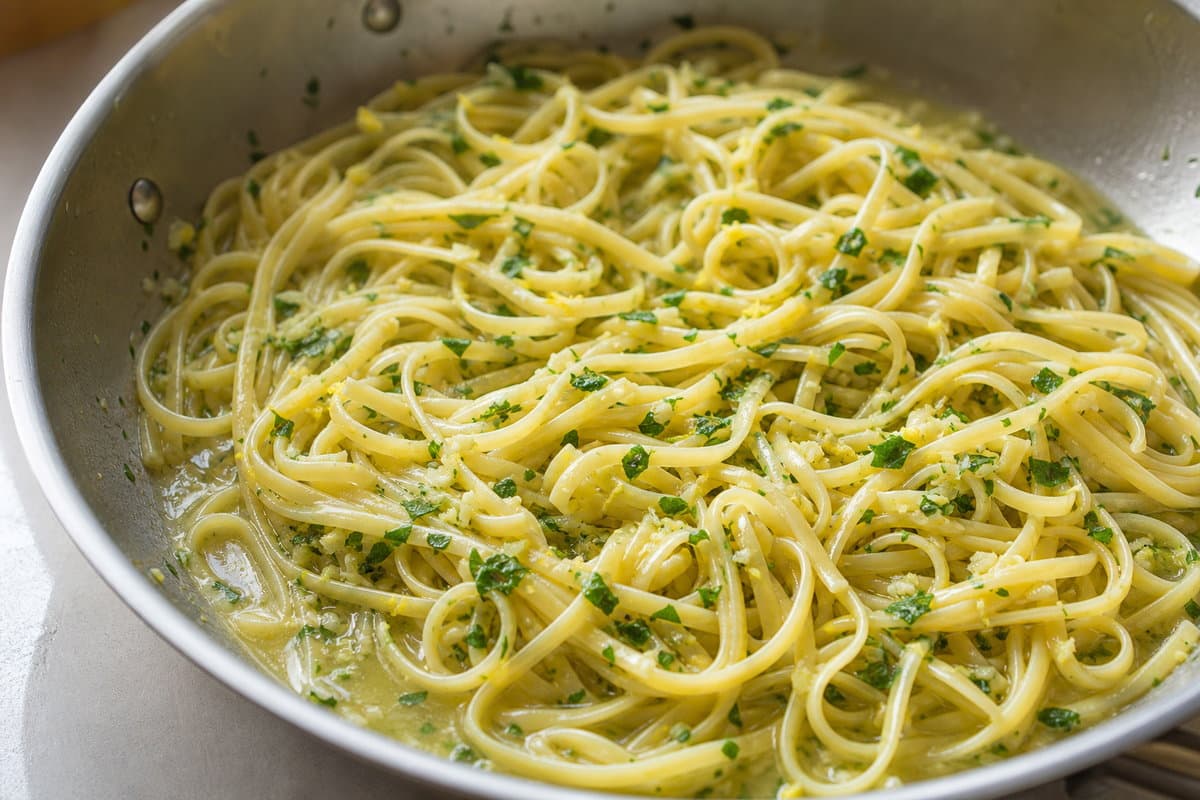 Garlic-butter pasta