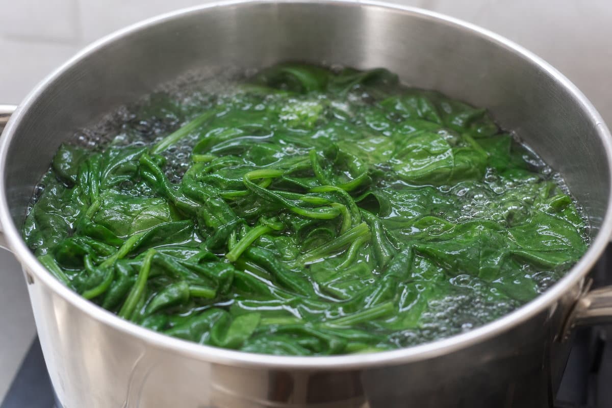 Blanch the spinach